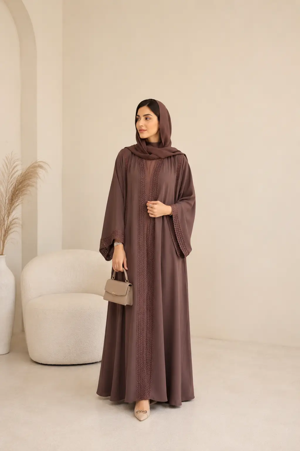 AVELIA Abaya